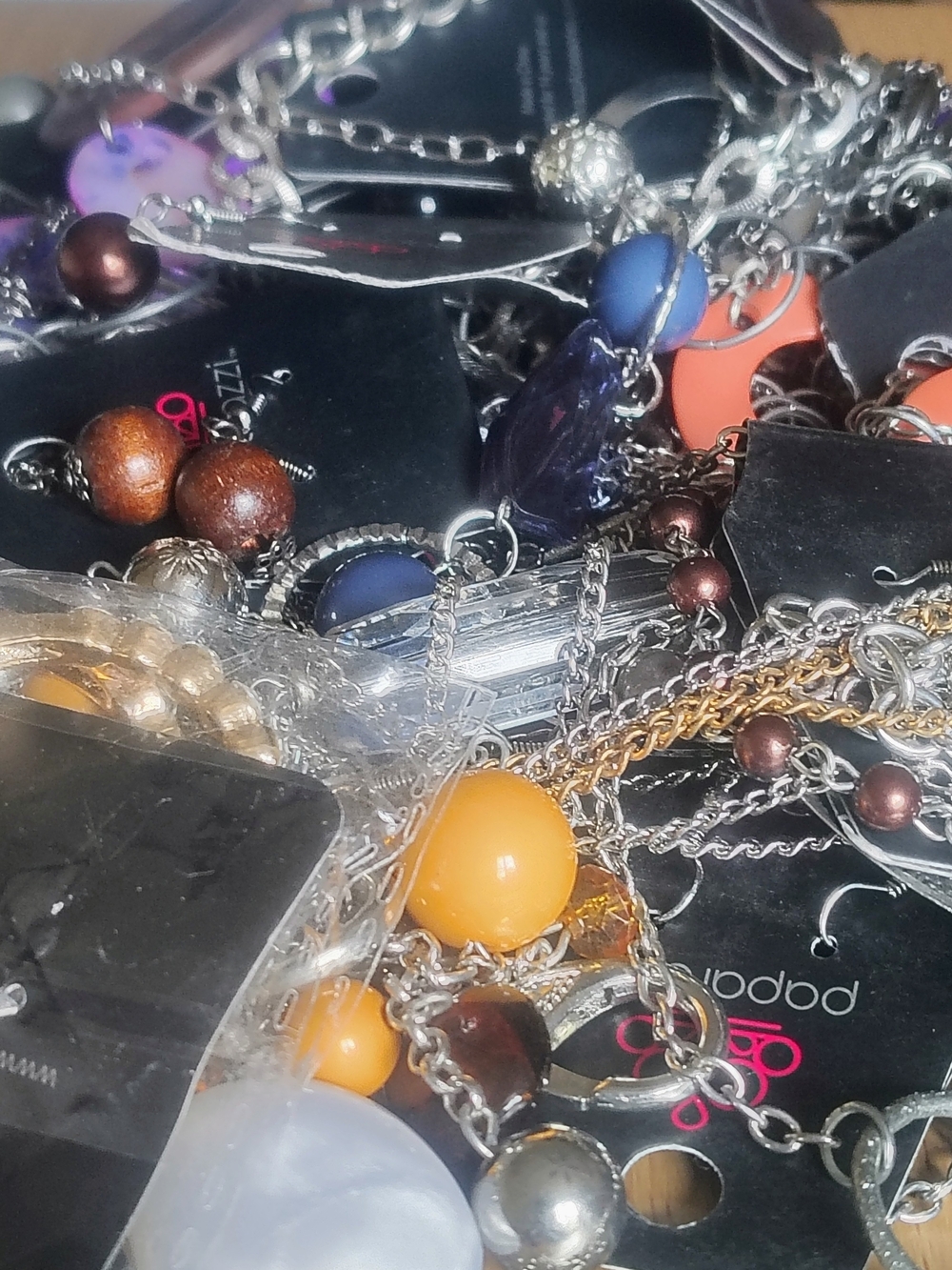 Huge Lot Of Paparazzi Jewelry - Picture 2 of 2